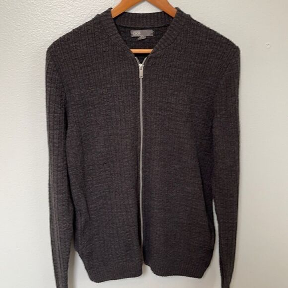 ASOS sweater.  Size Medium. - Picture 1 of 5
